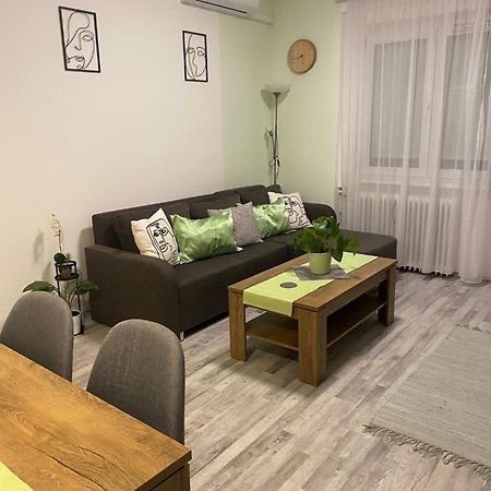 Katica Apartman Győr Extérieur photo